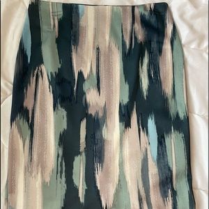 Brushed Print Pencil Skirt w/ Zip Up Back and Split